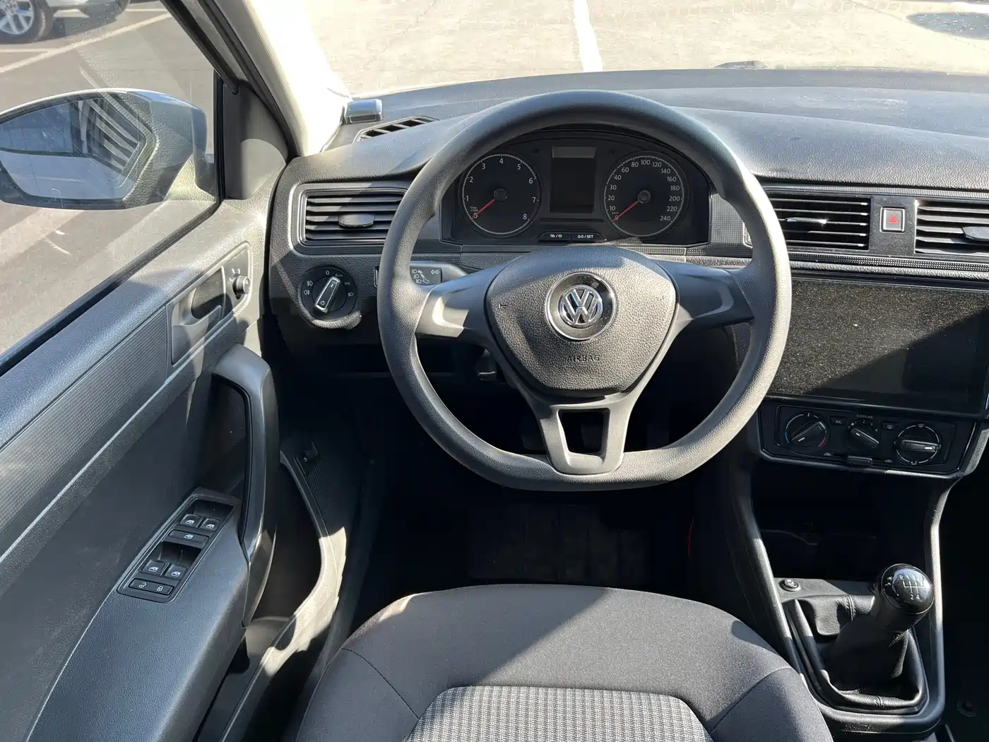 Volkswagen Santana 2016 1.6L Manual Trend Edition