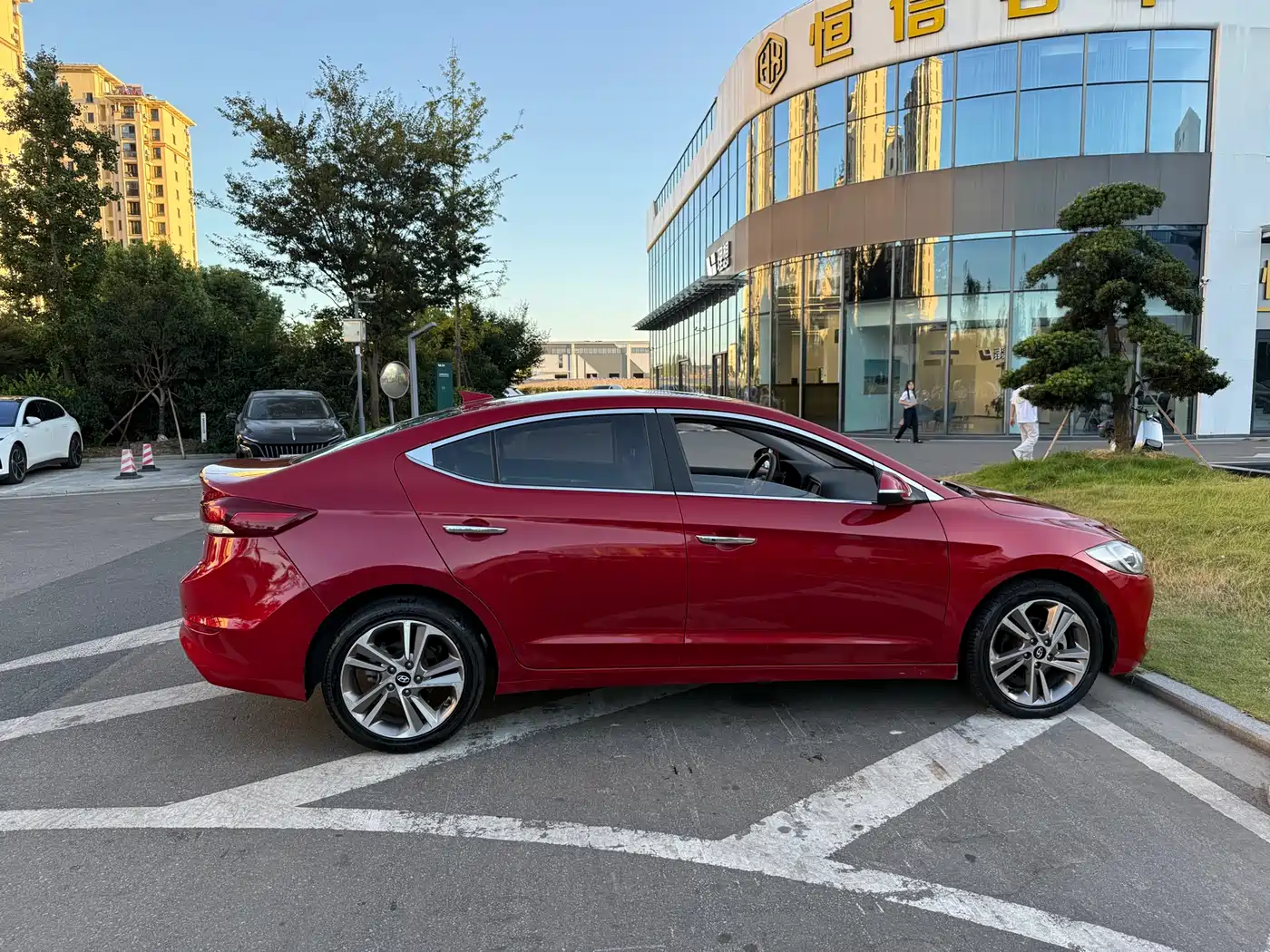 Hyundai Elantra 2016 Model 1.6L Automatic Smart Elite