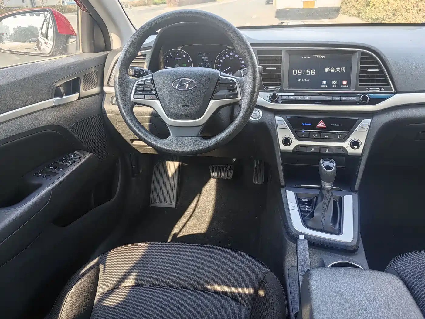 Hyundai Elantra 2016 Model 1.6L Automatic Smart Elite