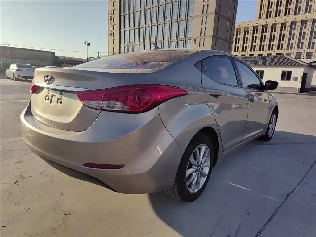 Hyundai Langdong 2015 1.6L Manual Trend