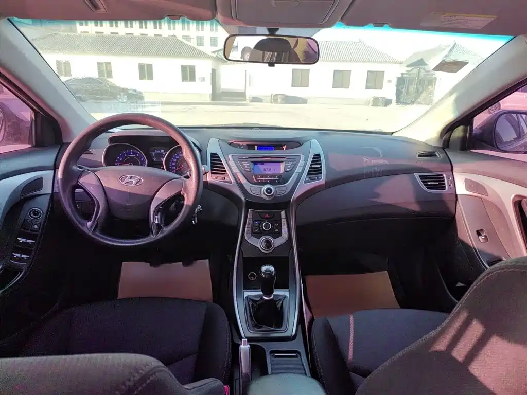 Hyundai Langdong 2015 1.6L Manual Trend