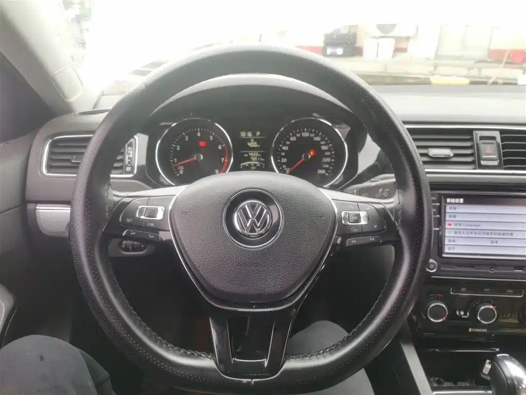 Volkswagen Sagitar 2018 1.6L Automatic Comfort