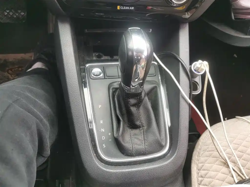 Volkswagen Sagitar 2018 1.6L Automatic Comfort