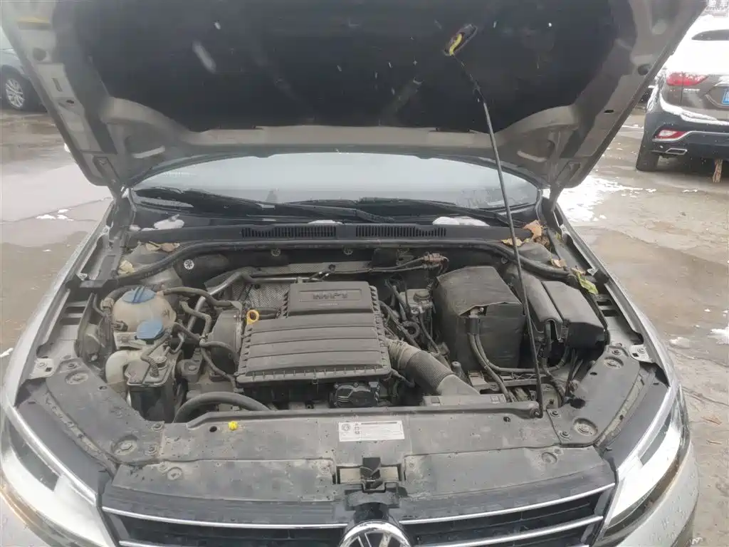 Volkswagen Sagitar 2018 1.6L Automatic Comfort