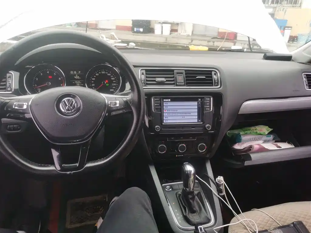 Volkswagen Sagitar 2018 1.6L Automatic Comfort