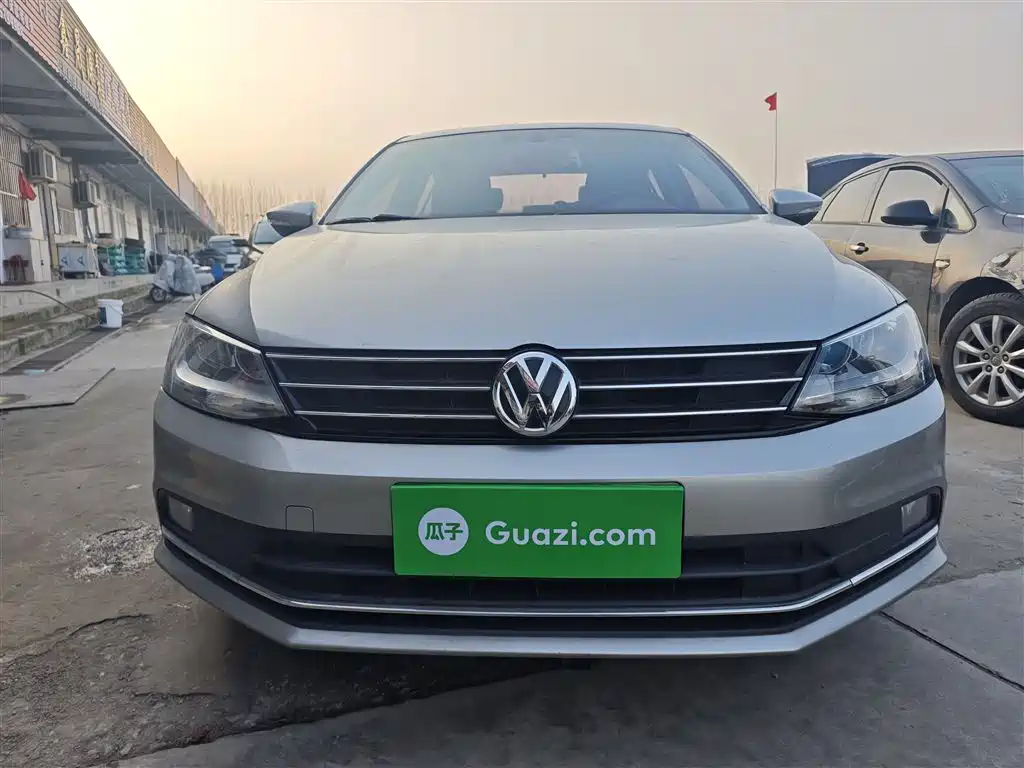 Volkswagen Sagitar 2018 1.6L Automatic Comfort