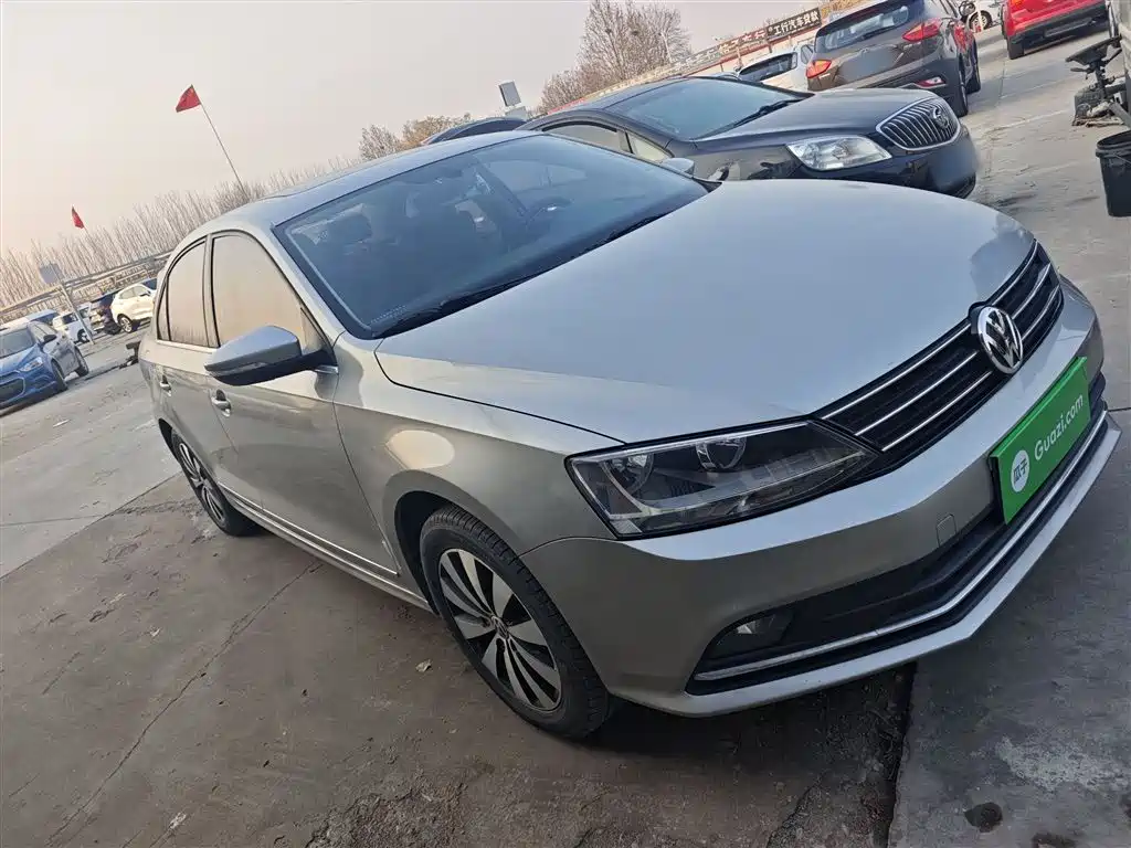 Volkswagen Sagitar 2018 1.6L Automatic Comfort