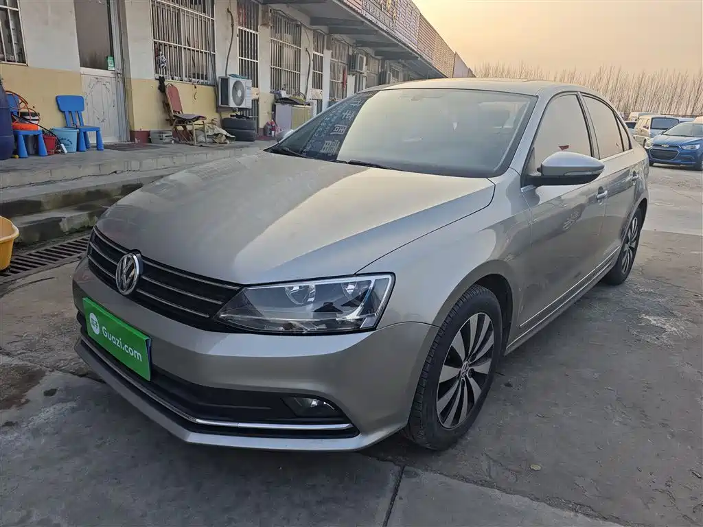 Volkswagen Sagitar 2018 1.6L Automatic Comfort