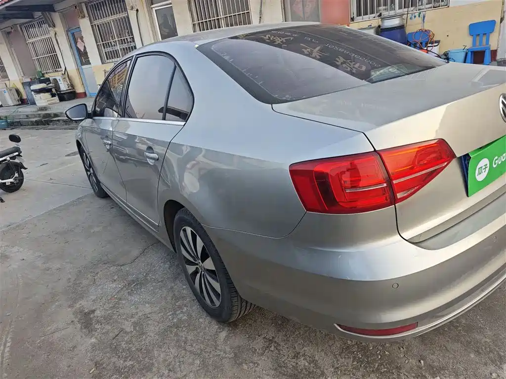 Volkswagen Sagitar 2018 1.6L Automatic Comfort