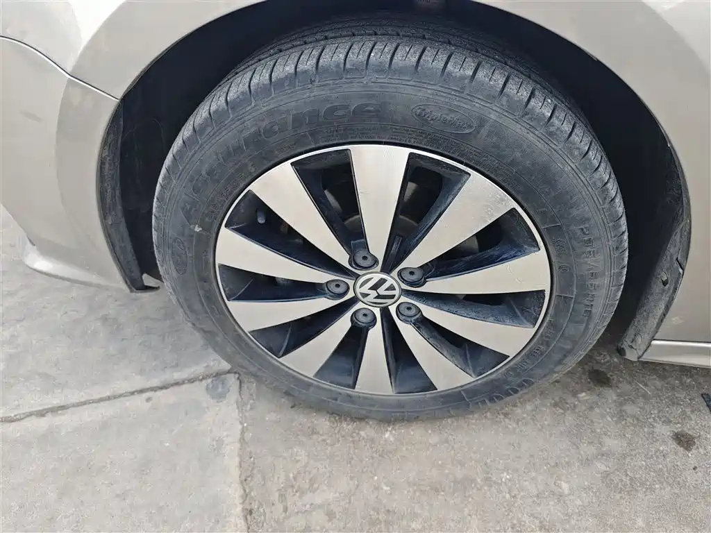 Volkswagen Sagitar 2018 1.6L Automatic Comfort