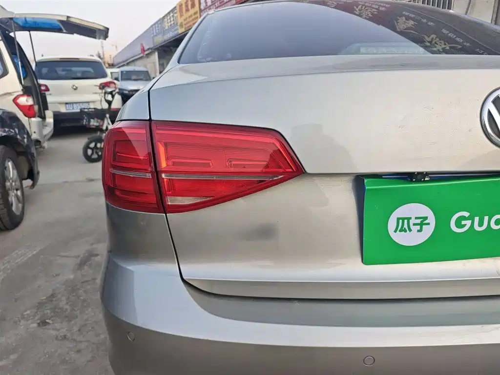 Volkswagen Sagitar 2018 1.6L Automatic Comfort