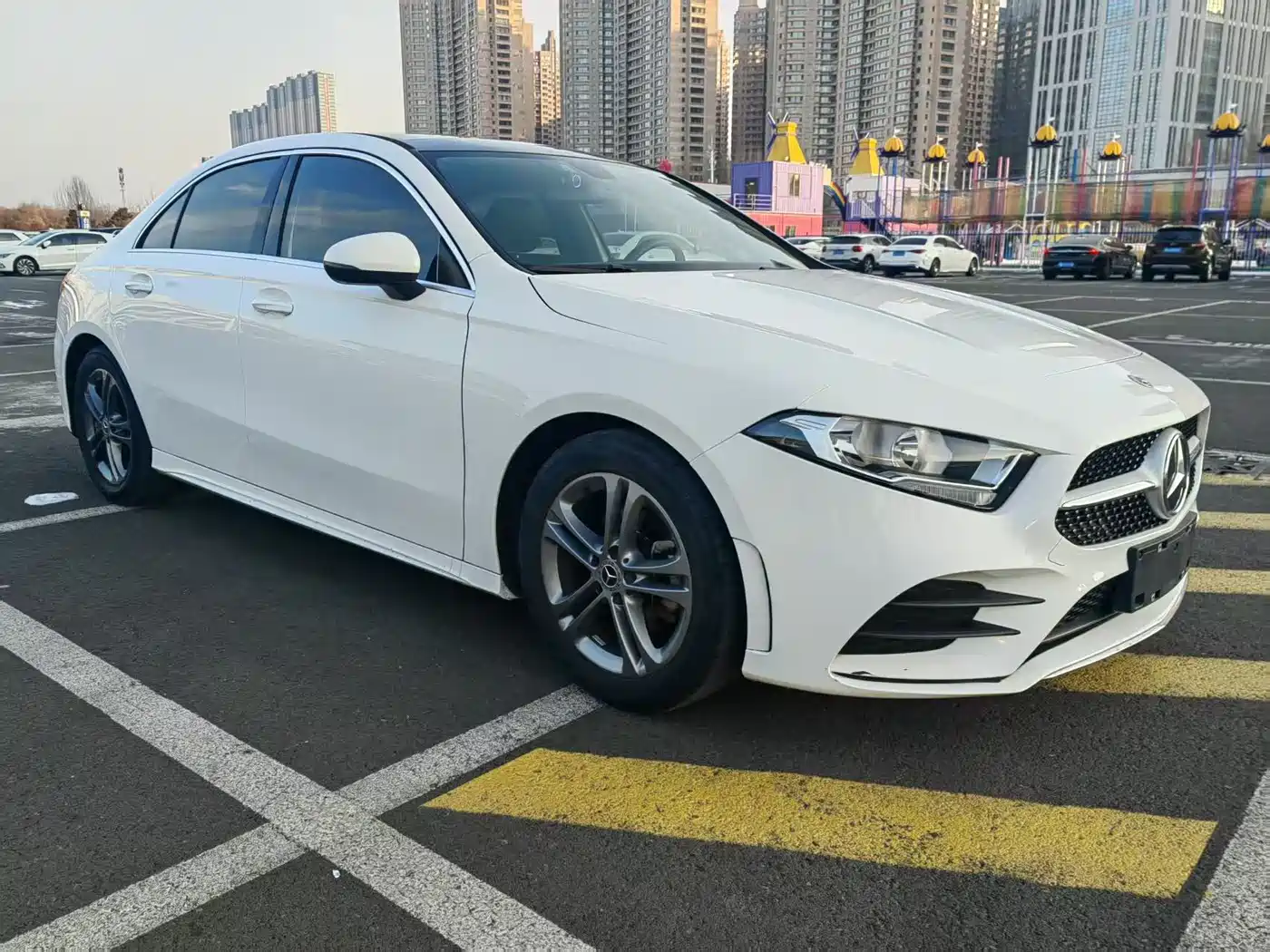 Mercedes-Benz Mercedes-Benz A-Class 2021 A 180 L Sports Sedan