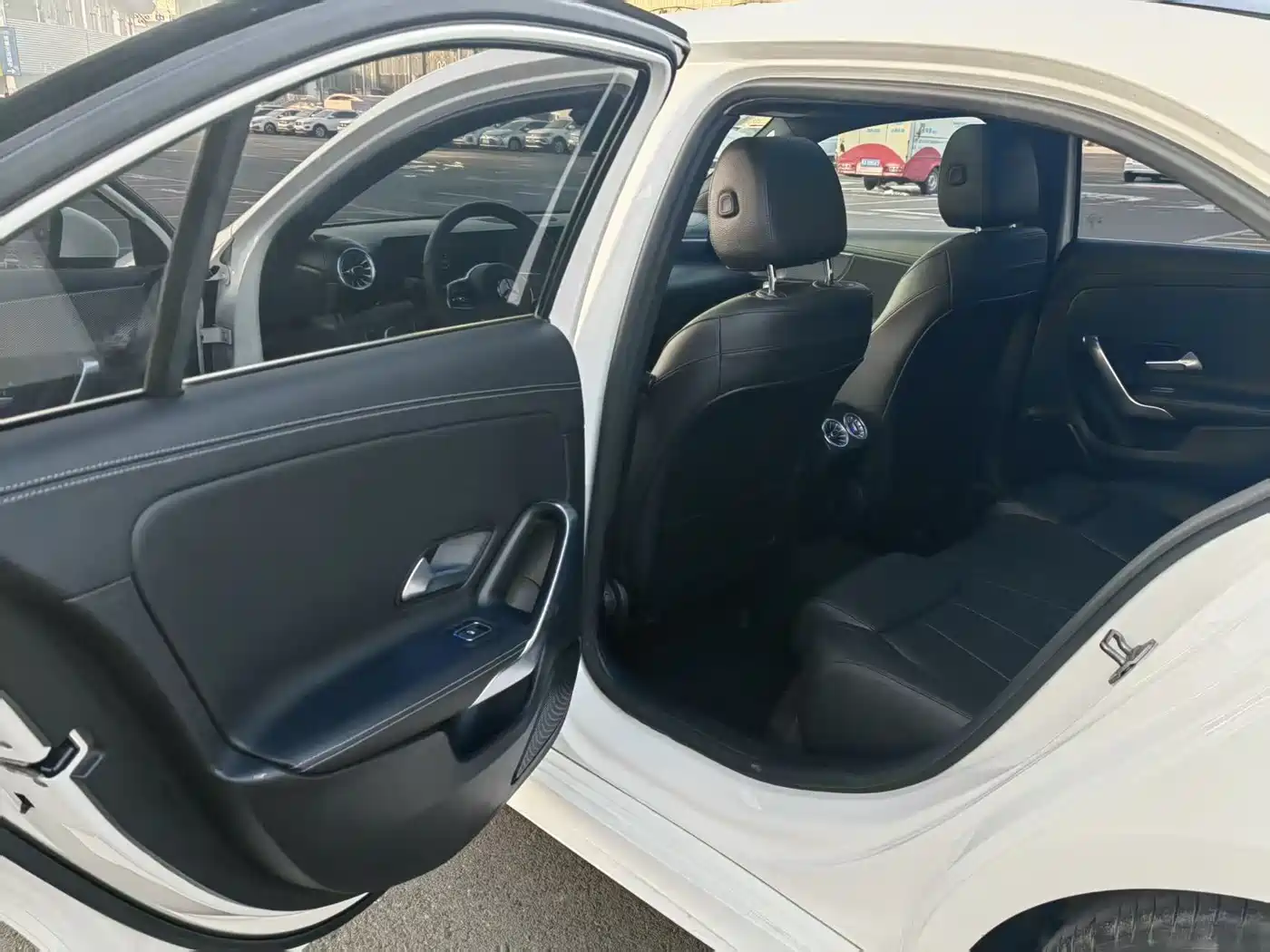 Mercedes-Benz Mercedes-Benz A-Class 2021 A 180 L Sports Sedan