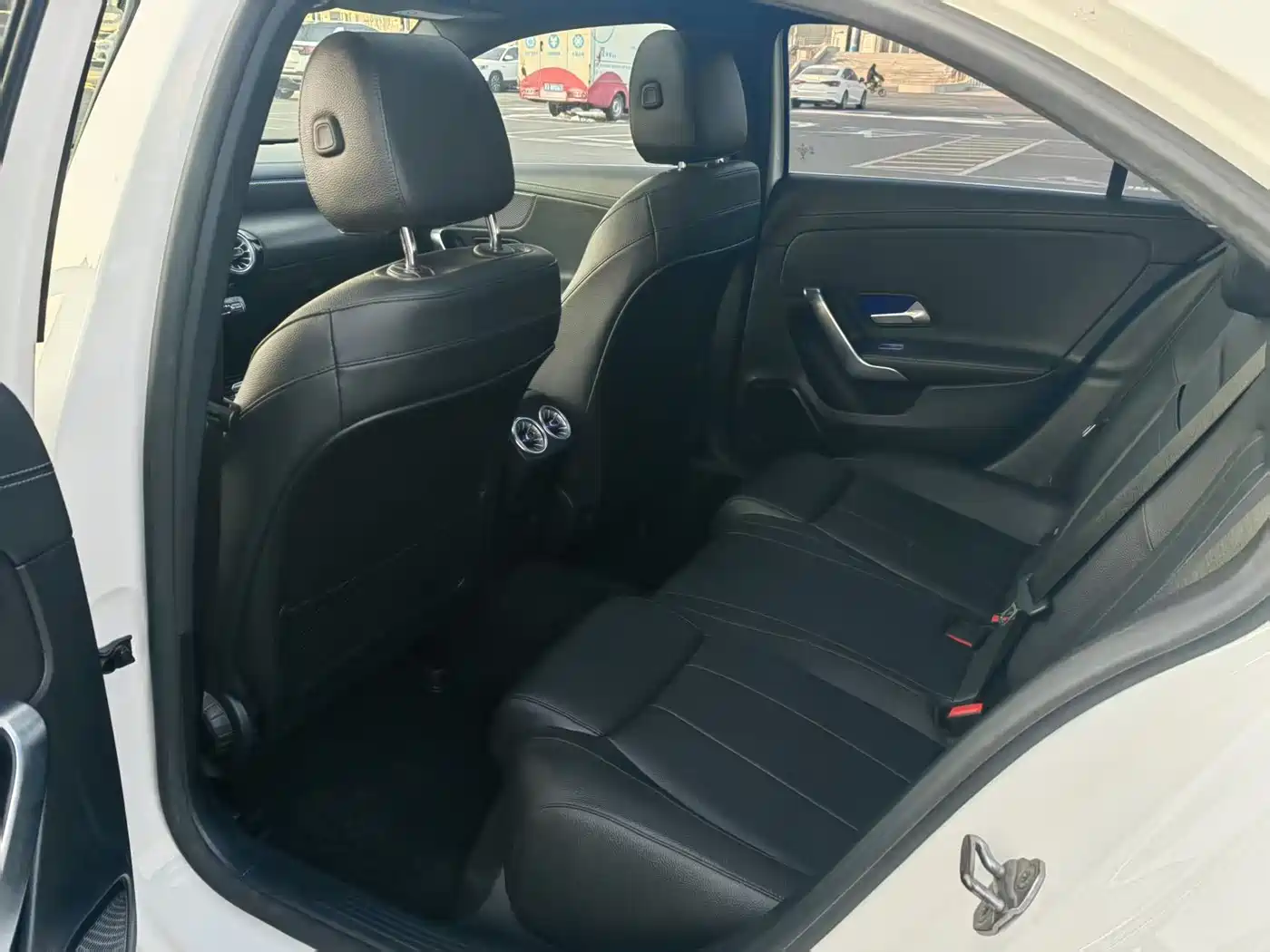 Mercedes-Benz Mercedes-Benz A-Class 2021 A 180 L Sports Sedan