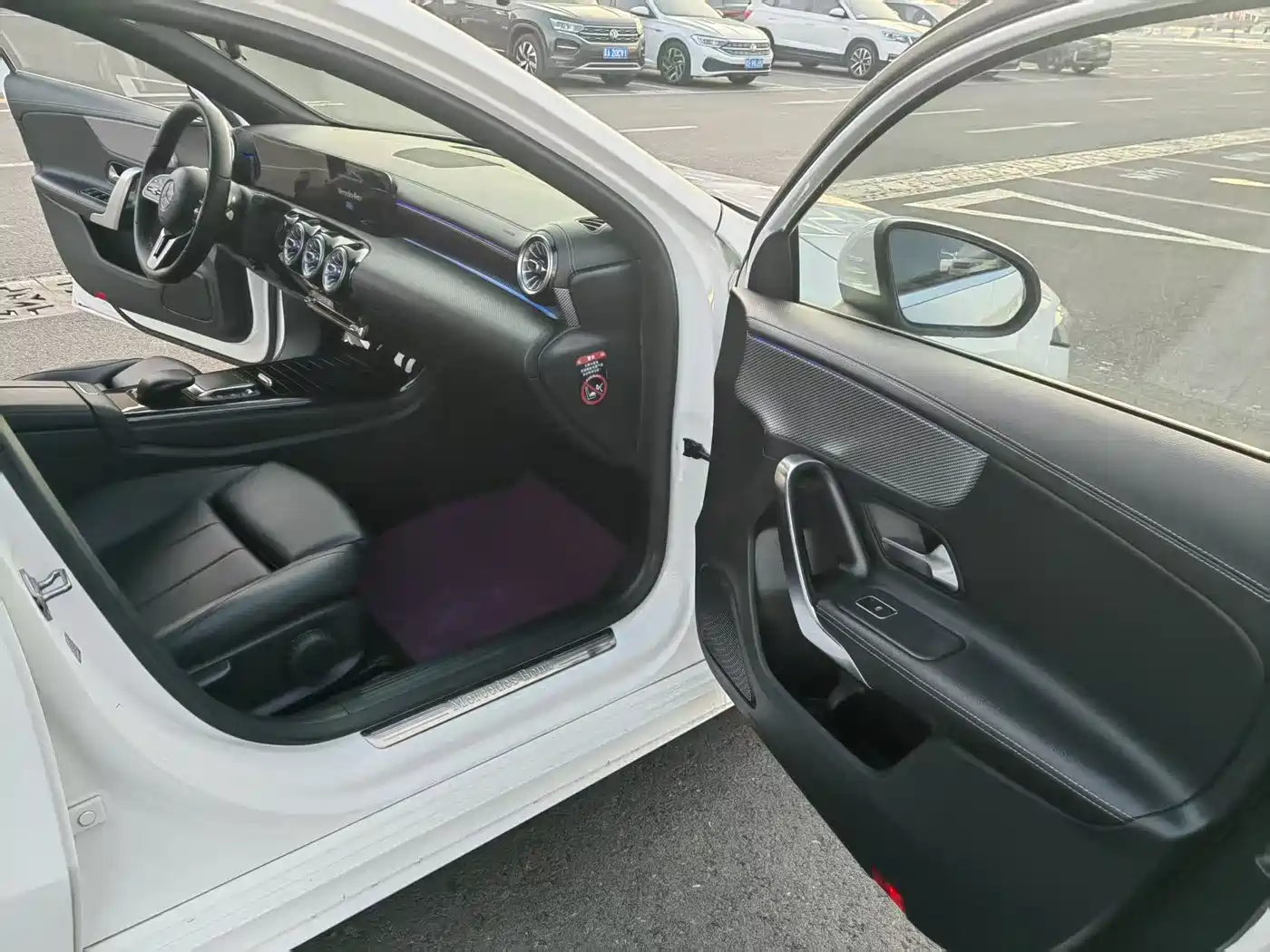 Mercedes-Benz Mercedes-Benz A-Class 2021 A 180 L Sports Sedan