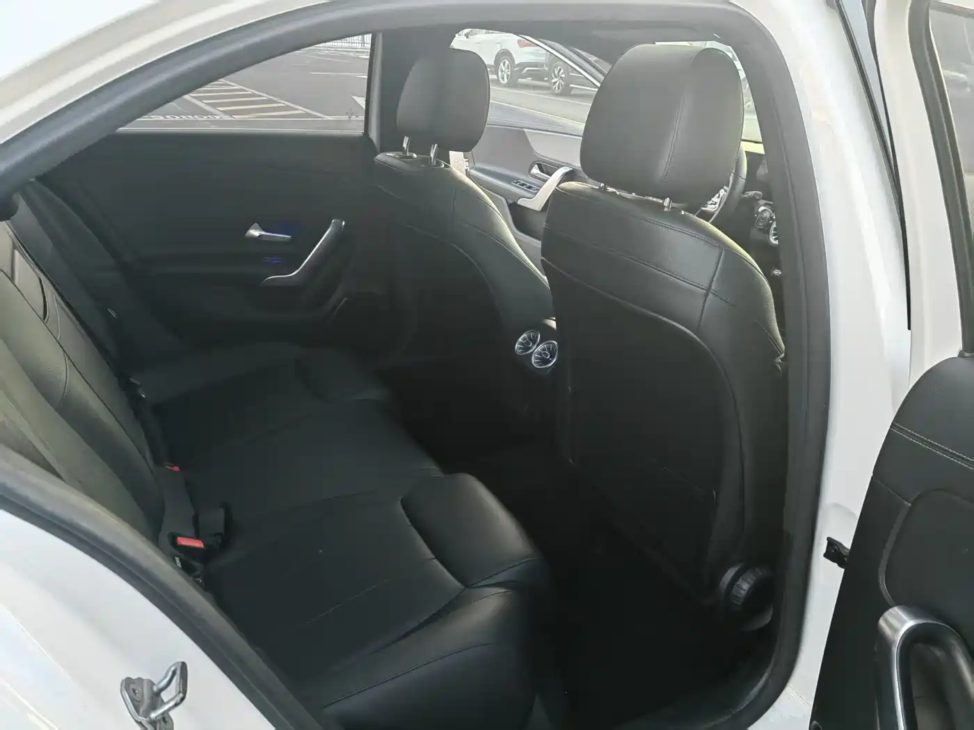 Mercedes-Benz Mercedes-Benz A-Class 2021 A 180 L Sports Sedan