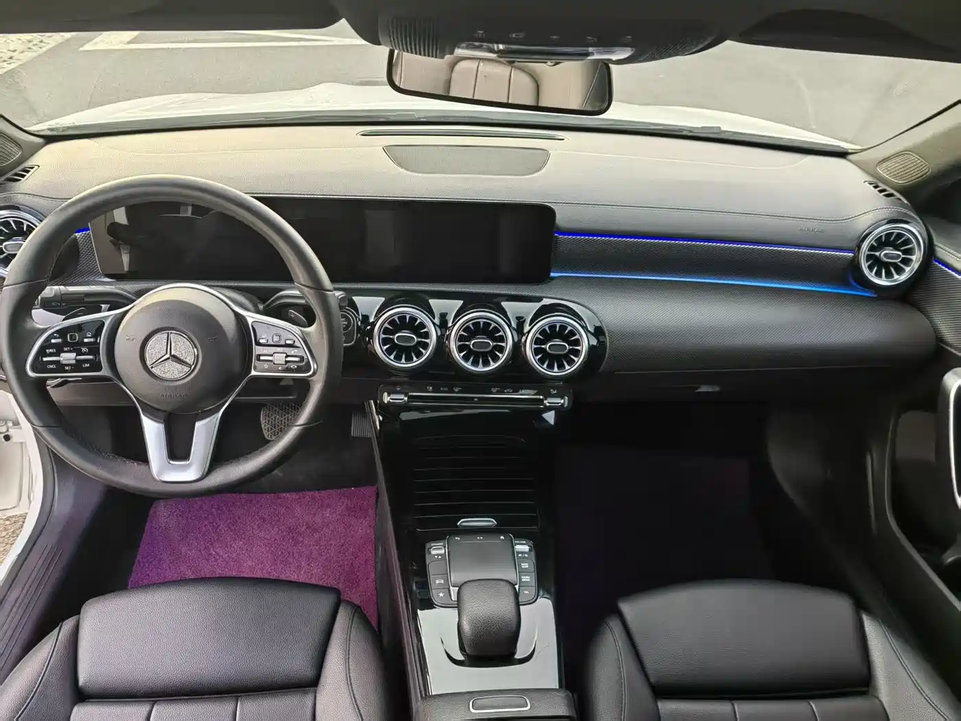 Mercedes-Benz Mercedes-Benz A-Class 2021 A 180 L Sports Sedan
