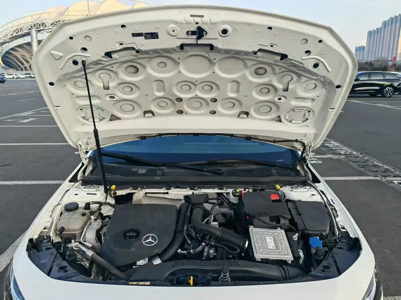 Mercedes-Benz Mercedes-Benz A-Class 2021 A 180 L Sports Sedan