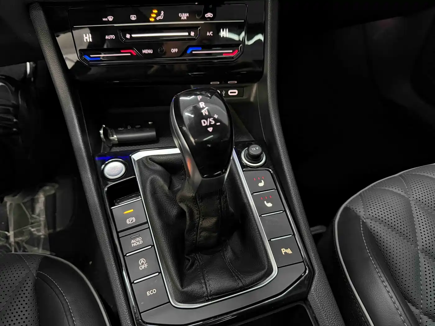 Volkswagen Sagitar 2023 280TSI DSG Surpass Plus Edition