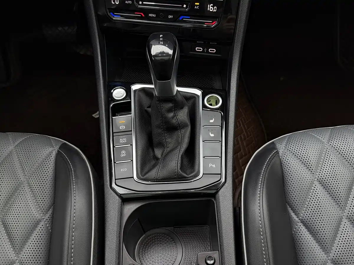 Volkswagen Sagitar 2023 280TSI DSG Surpass Plus Edition