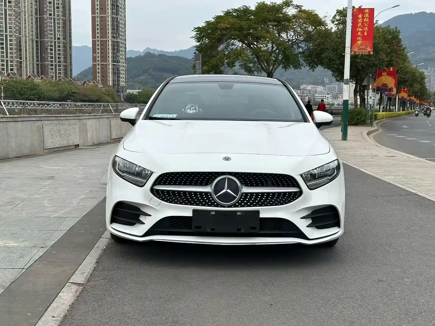 Mercedes-Benz Mercedes-Benz A-Class 2019 A 180 L Sport Sedan