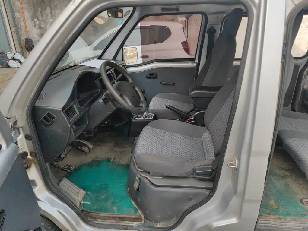 Wuling Motors Wuling Zhiguang 2015 1.2L Utility LSI