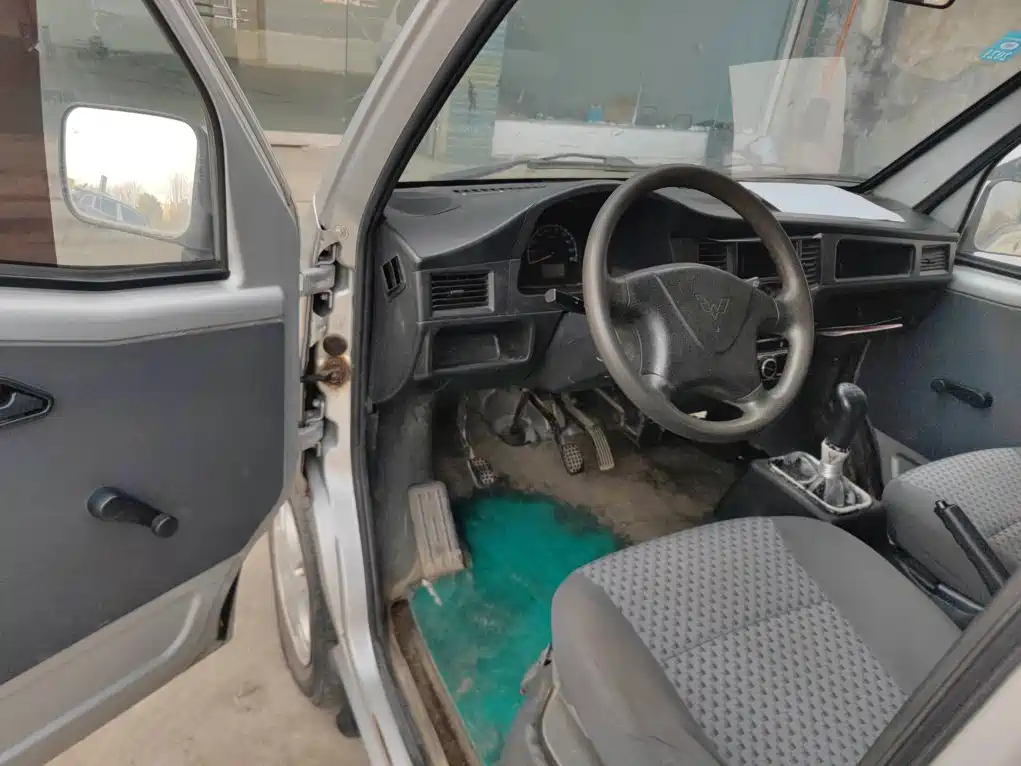 Wuling Motors Wuling Zhiguang 2015 1.2L Utility LSI