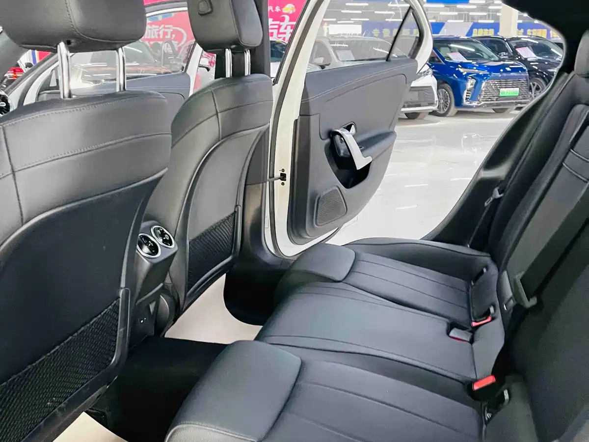 Mercedes-Benz Mercedes-Benz A-Class 2020 A 180 L Sport Sedan