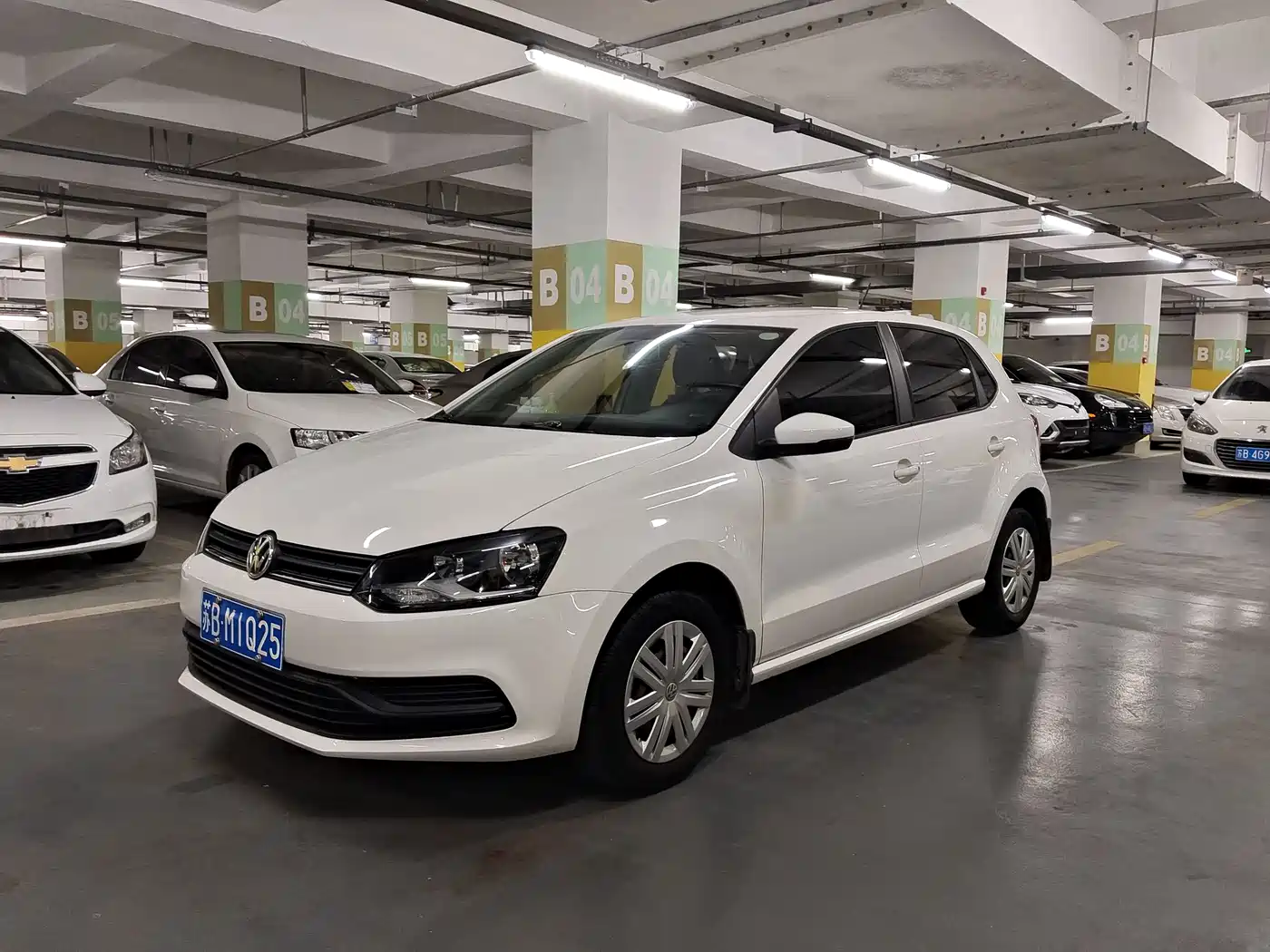 Volkswagen Polo 2014 1.4L Manual Trend Edition