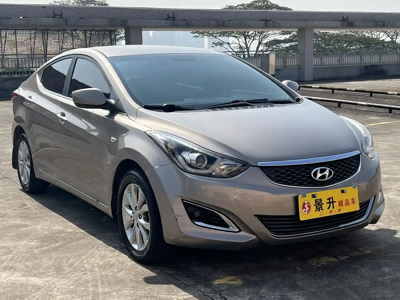 Hyundai Langdong 2016 1.6L Automatic Smart Edition
