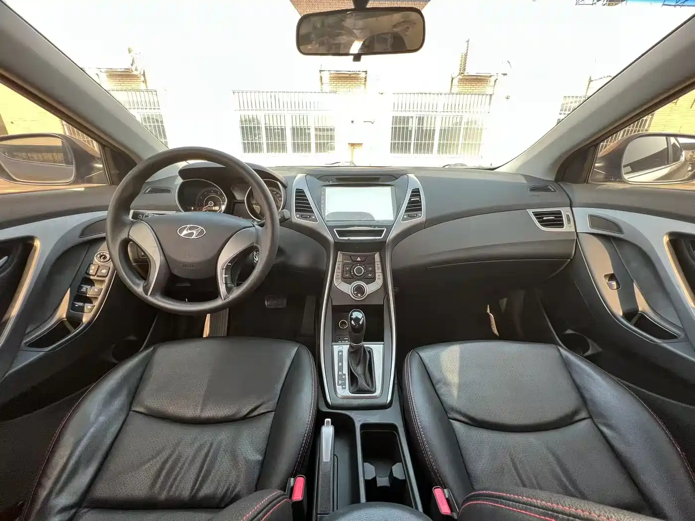 Hyundai Langdong 2016 1.6L Automatic Smart Edition
