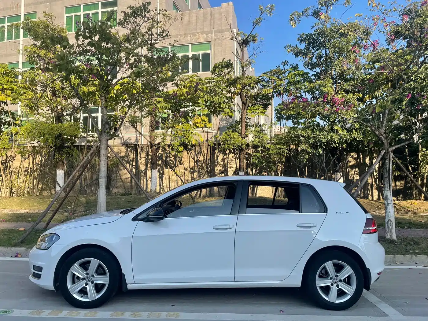 Volkswagen Golf 2017 230TSI Auto Comfort Millionth Anniversary Edition