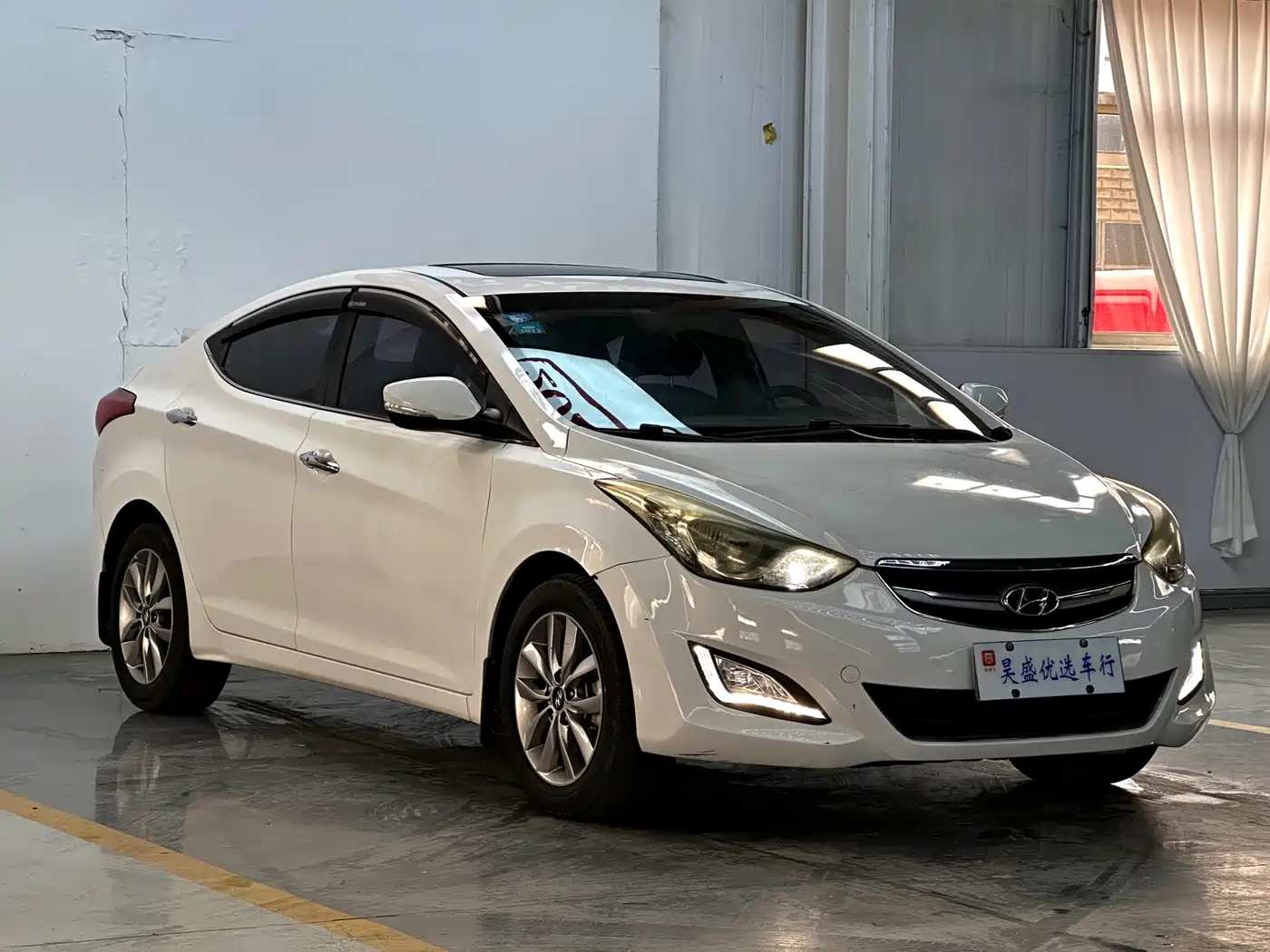 Hyundai Langdong 2016 1.6L Manual Premium Edition
