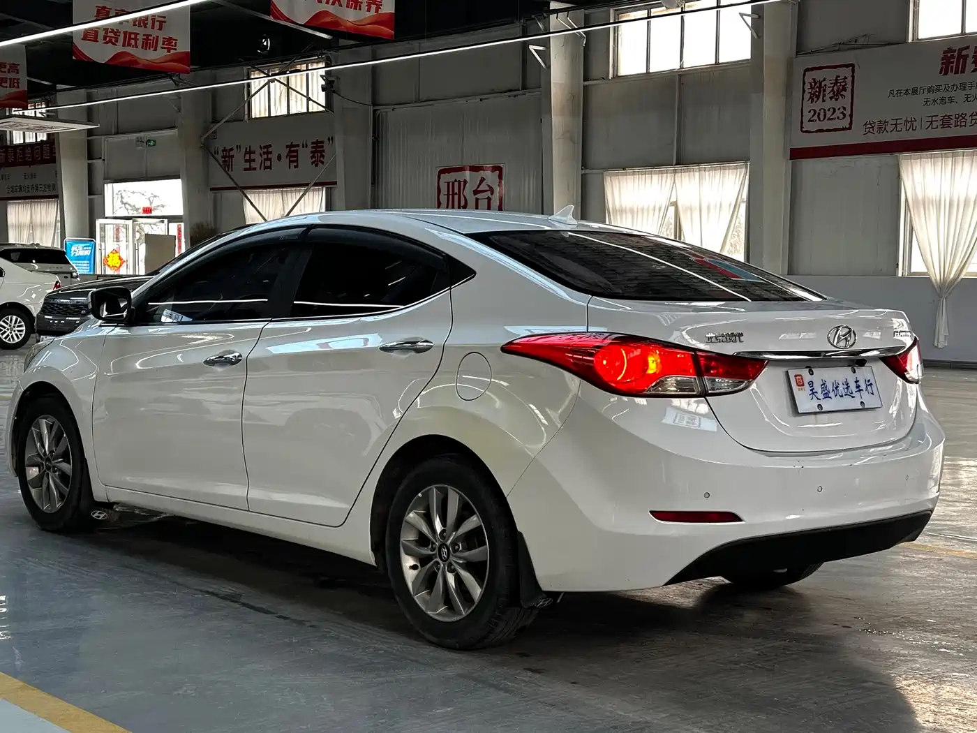 Hyundai Langdong 2016 1.6L Manual Premium Edition