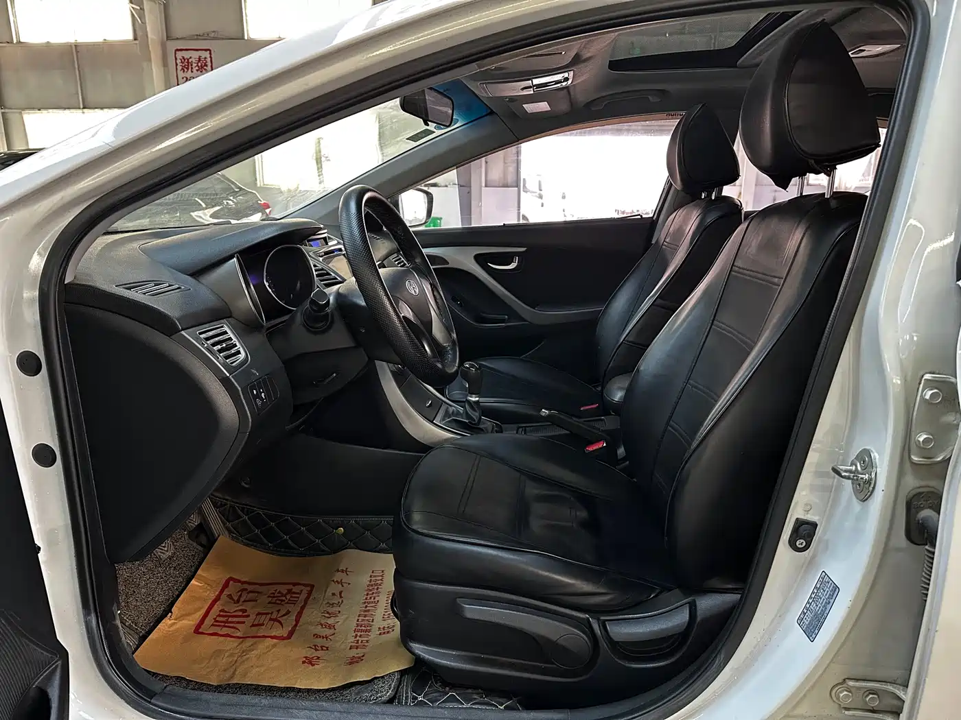 Hyundai Langdong 2016 1.6L Manual Premium Edition