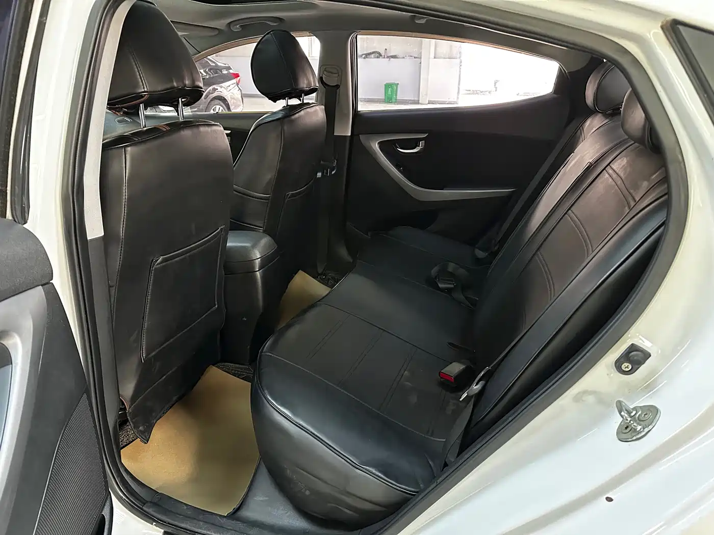 Hyundai Langdong 2016 1.6L Manual Premium Edition