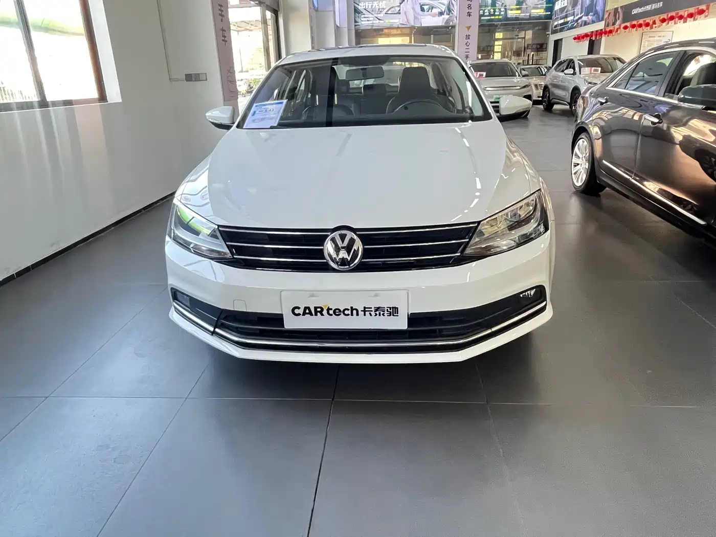Volkswagen Sagitar 2018 280TSI DSG Comfort