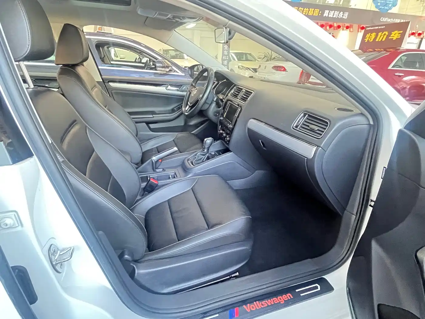 Volkswagen Sagitar 2018 280TSI DSG Comfort