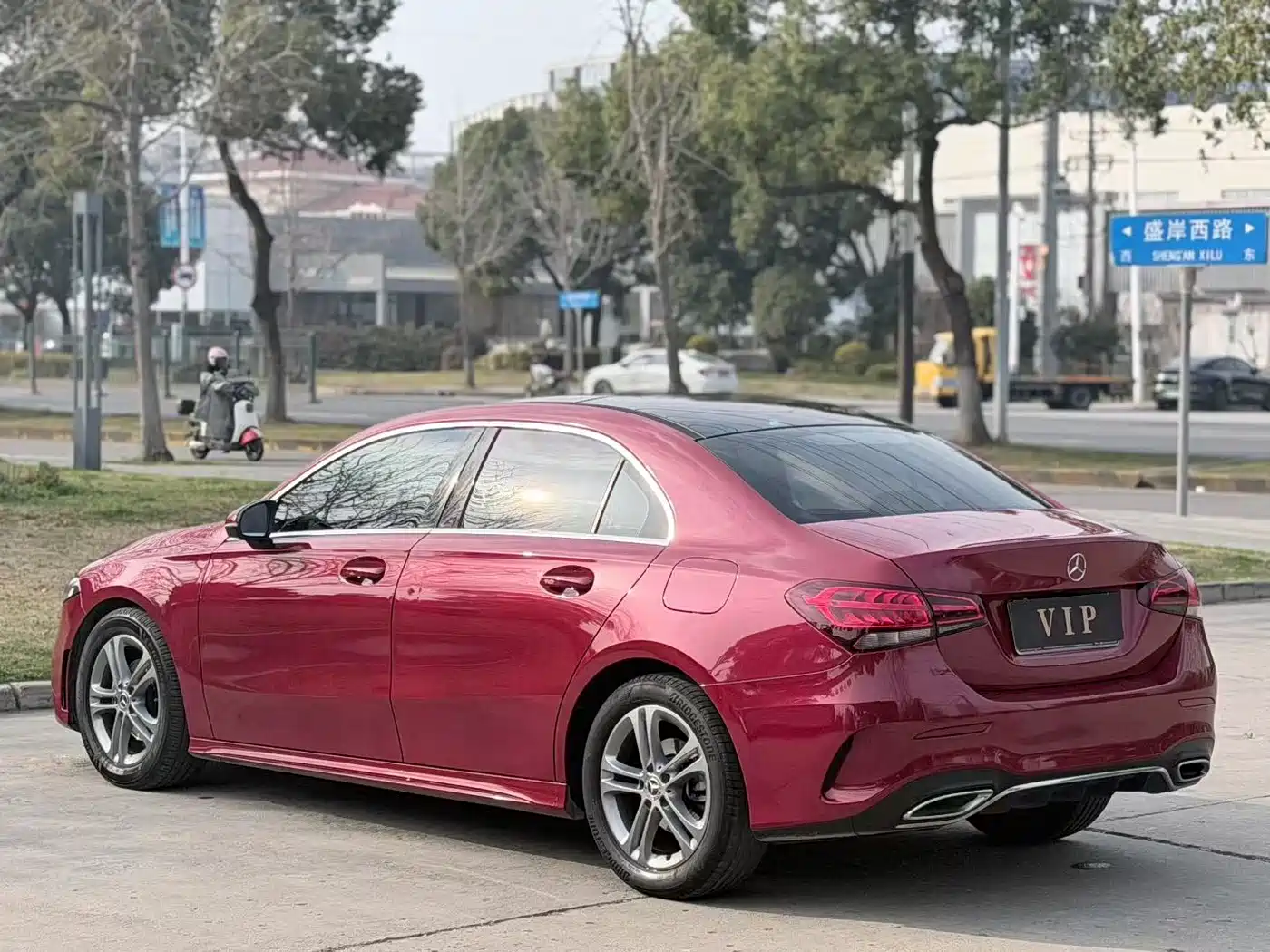 Mercedes-Benz Mercedes-Benz A-Class 2022 A 180 L Sport Sedan