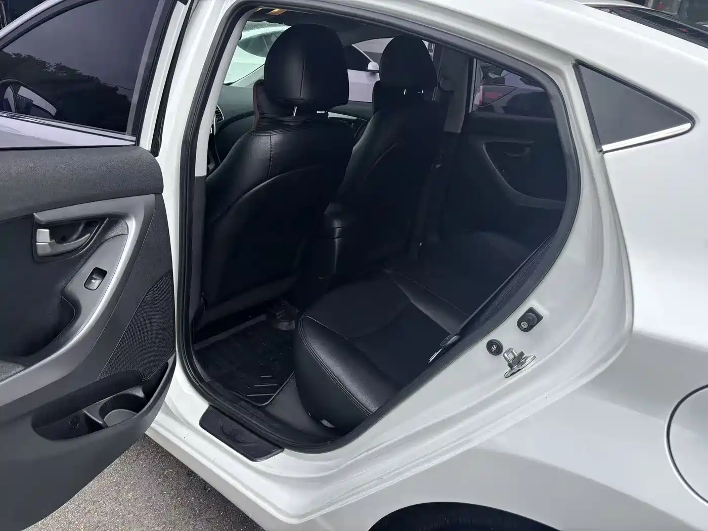 Hyundai Langdong 2016 1.6L Automatic Smart Edition