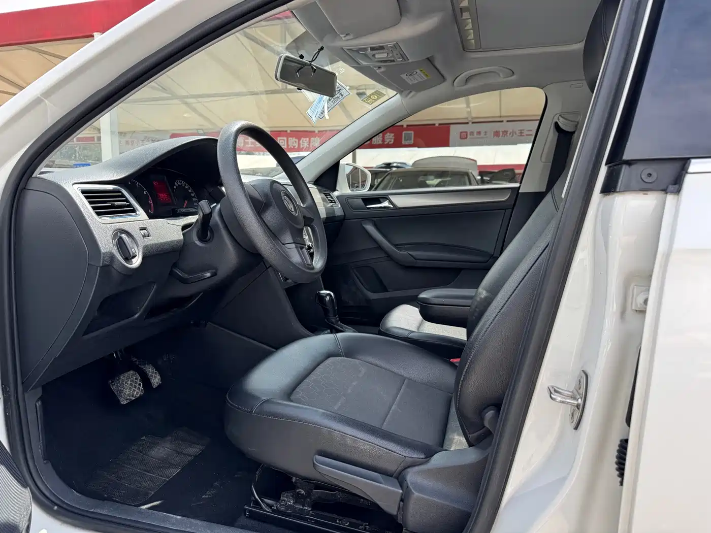 Volkswagen Santana 2015 1.6L Automatic Comfort Edition