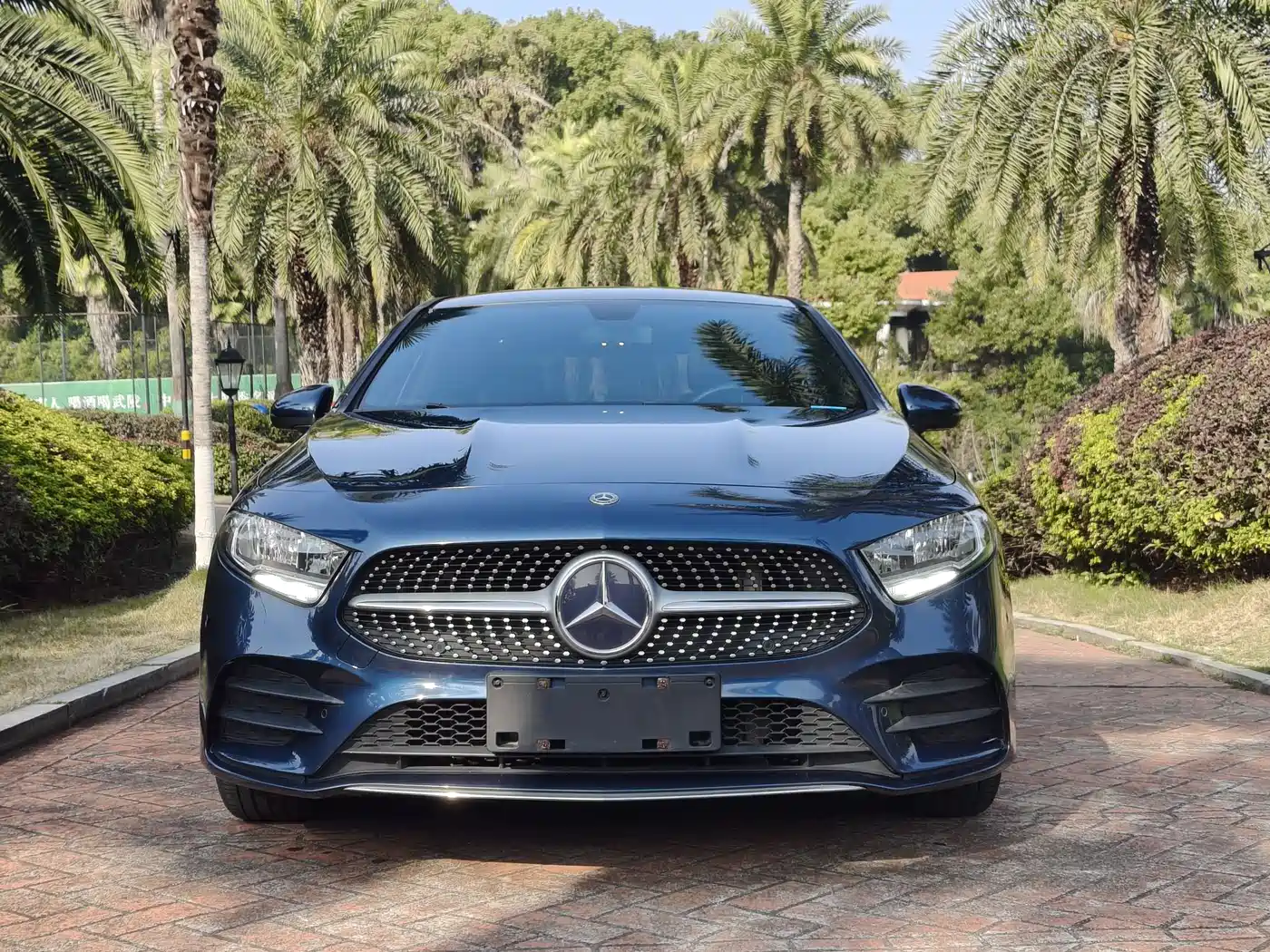 Mercedes-Benz Mercedes-Benz A-Class 2019 A 180 L Sport Sedan