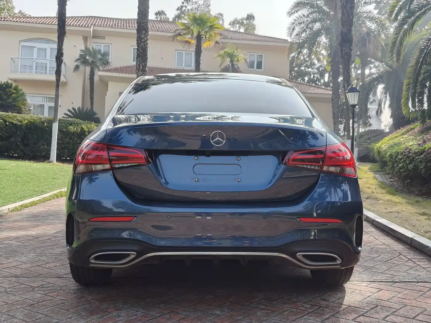 Mercedes-Benz Mercedes-Benz A-Class 2019 A 180 L Sport Sedan
