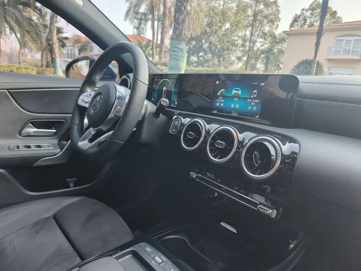 Mercedes-Benz Mercedes-Benz A-Class 2019 A 180 L Sport Sedan