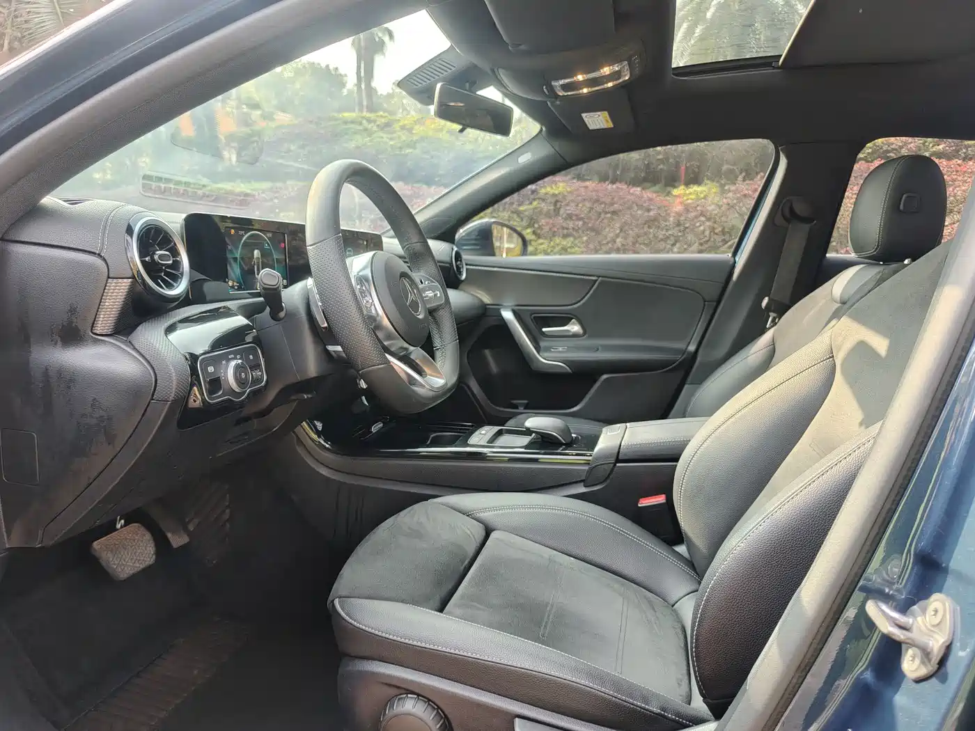 Mercedes-Benz Mercedes-Benz A-Class 2019 A 180 L Sport Sedan