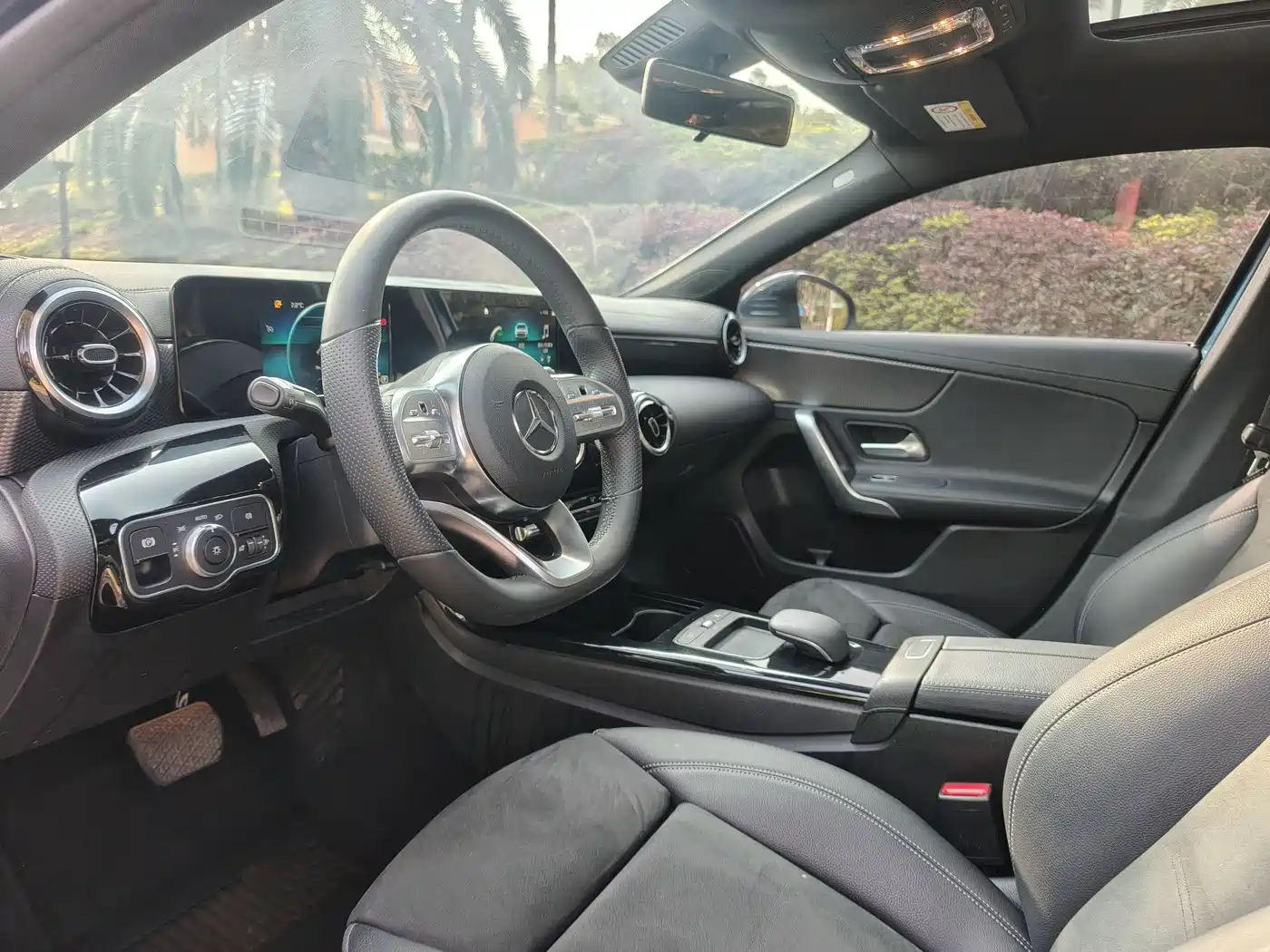 Mercedes-Benz Mercedes-Benz A-Class 2019 A 180 L Sport Sedan