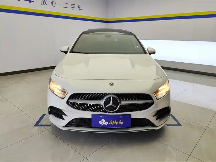 Mercedes-Benz Mercedes-Benz A-Class 2019 A 180 L Sport Sedan
