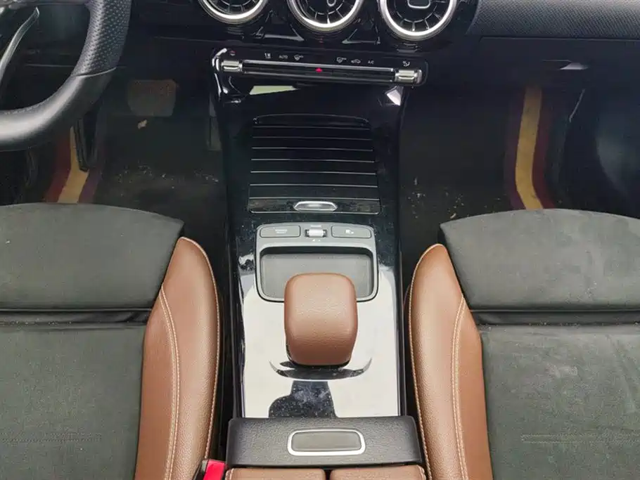Mercedes-Benz Mercedes-Benz A-Class 2019 A 180 L Sport Sedan