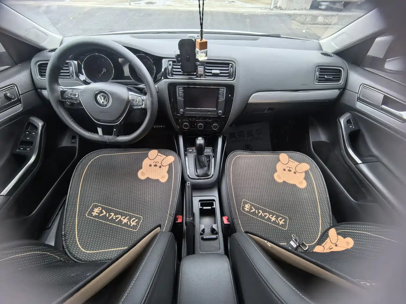 Volkswagen Sagitar 2018 1.6L Automatic Comfort
