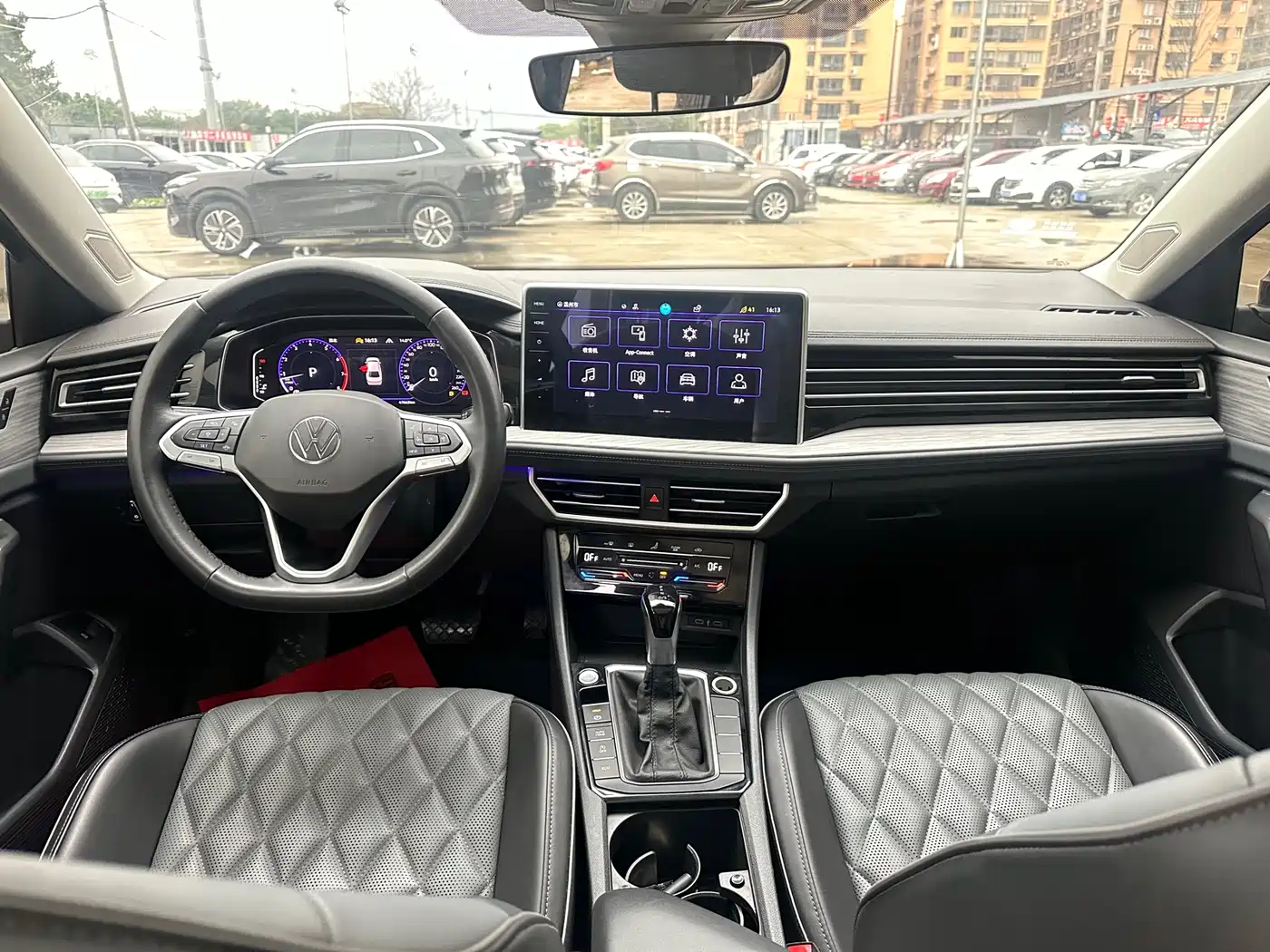 Volkswagen Sagitar 2022 280TSI DSG Surpassing Edition